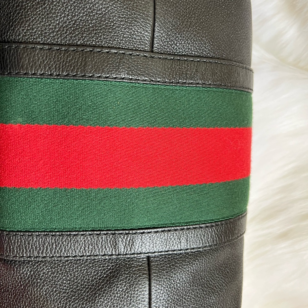 Gucci Boston, Preloved, strong perfume smell - Picture 7 of 17